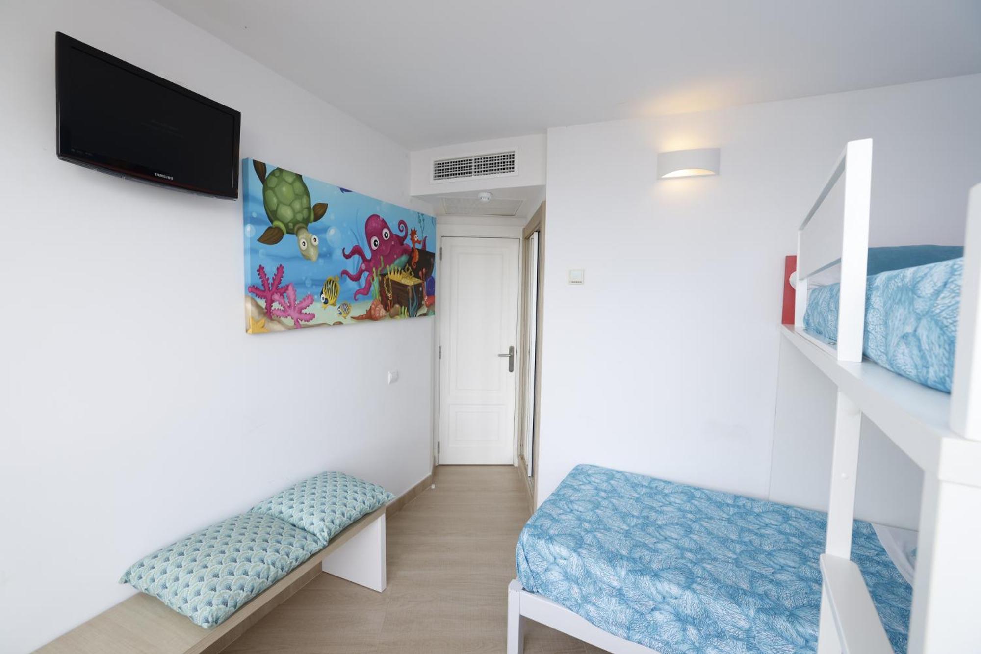 Marvell Club Hotel & Apartments San Antonio  Rum bild